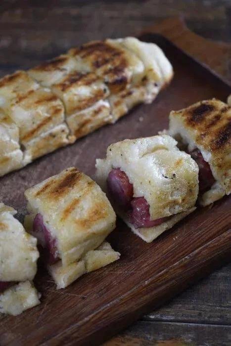 PÃO DE ALHO RECHEADO COM LINGUIÇA